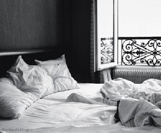 http://bp3.blogger.com/_Awqjweb2vSY/RzV6aV5z8vI/AAAAAAAAAJU/15ry__Xf_xs/s320/cama.jpg